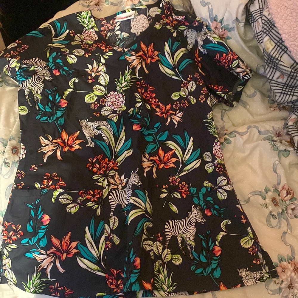 Scrub top